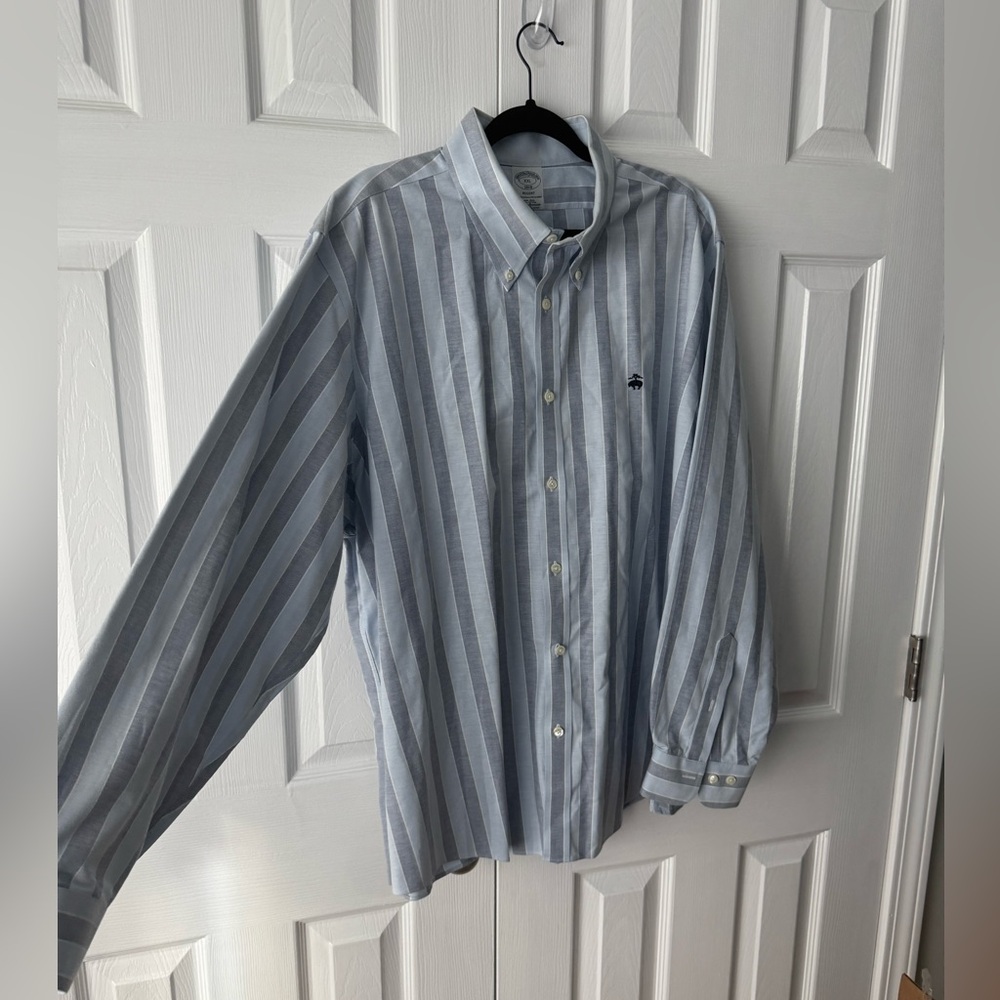 Brooks Brothers Button Down Shirt Light Blue and White Stripes